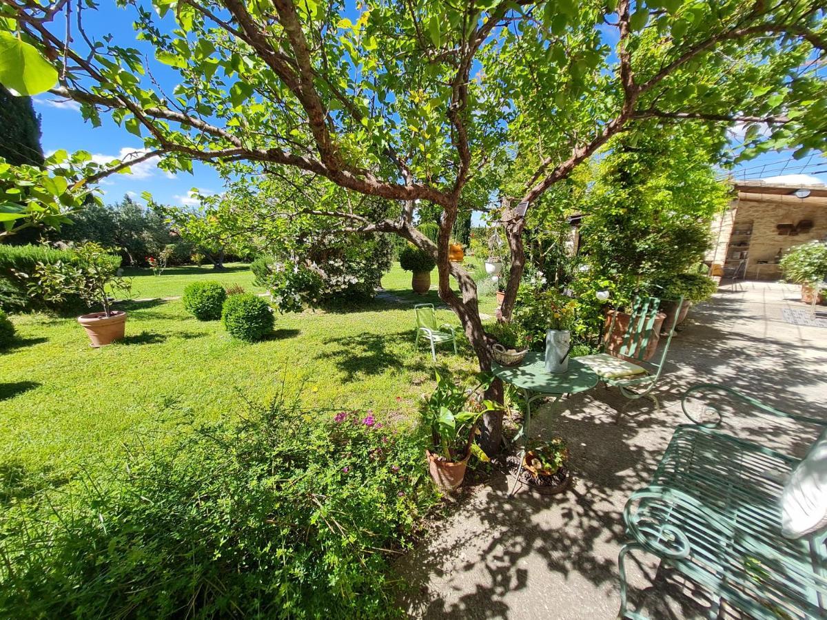 Domaine La Condamine Crillon Le Brave Hotel Exterior photo